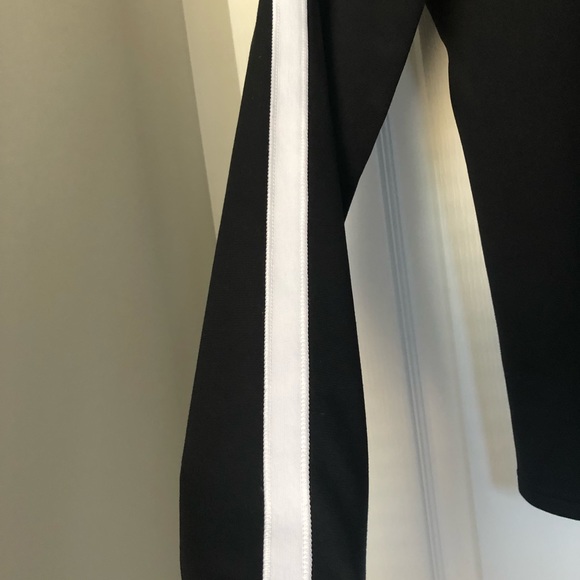 Under Armour - half-zip sweater - Picture 5 of 6